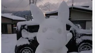 Oryginalne bałwany mieszkańców Tokio