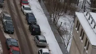 Parkowanie na warszawskiej ulicy (internauta Tadeusz)