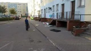 Pe meczu telewizor wylądował przed blokiem 