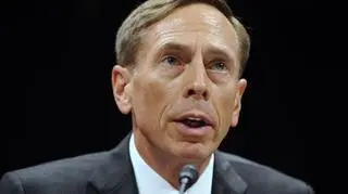 Petraeus będzie zeznawał przed komisją Izby Reprezentantów  