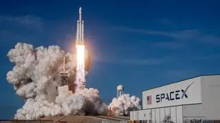 Pierwsza Falcon Heavy wzniosła się z przylądka Canaveral 6 lutego 2018 roku