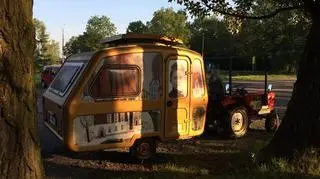 Pierwsza przyczepa pomalowana