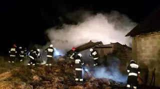 Pierwszy pożar, który później okazał się podpaleniem, wybuchł w Wielkanoc
