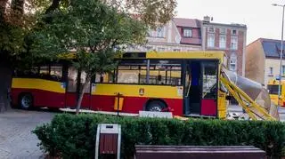 Plac Niezłomnych znajduje się przy swarzędzkim Rynku