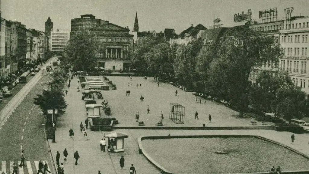Plac Wolności pod koniec lat 60.