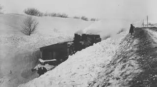 Pług śnieżny na trasie Lwów - Tarnopol