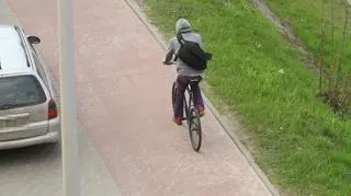 Po chodniku mozna jeździć w ściśle określonych przypadkach