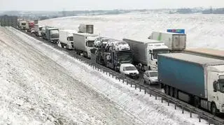 Po kolizjach na A4 tworzą się korki