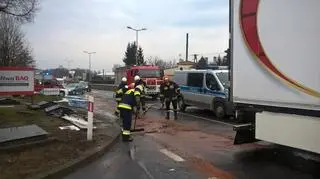 Po wypadku na "krajówce" tworzą się korki