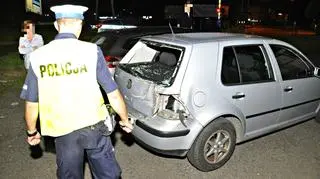 Pociąg drasnął volkswagena