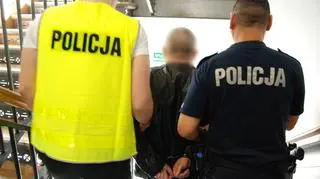 Podawał się za biznesmena, kardiologa, policjanta lub agenta ABW