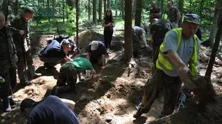 Podczas badań znaleziono jeszcze fragmenty naczyń 