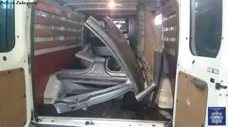 "Podczas legitymowania mężczyźni zachowywali się agresywnie "