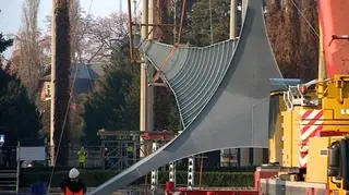 Podnoszenie symbolu Wrocławia