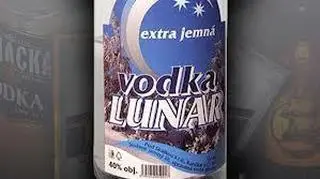 Podróbka wódki "Lunar"