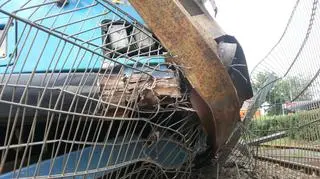 Pojazd wrocławskiego MPK uderzył w słup
