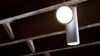 Polak podzielił się złotem z Brytyjczykiem Davidem Irwinem, którego nagrodzono za projekt aluminiowej lampy "M Lamp"