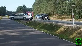 Policjanci jechali do zderzenia trzech samochodów osobowych
