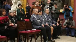 Policjanci, którzy odzyskali dzieło, zostali odznaczeni