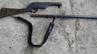 Policjanci odkryli całkiem pokaźny arsenał