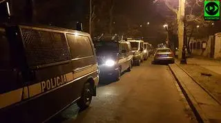 Policyjne samochody na Hoene-Wrońskiego
