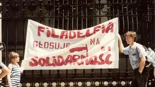 Polonia wspierała Solidarność (fot. Kontakt TVN24/Zofia Bielecka)