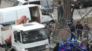 Pomnik wrócił na cokół