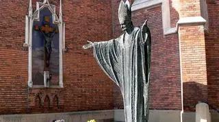 Pomnik z Tarnowa (Wikipedia)