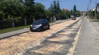 Posypana piaskiem ul. 20-Straconych w Olkuszu