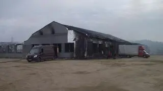 Pożar w zakładzie produkcj mebli