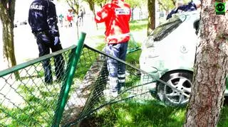 Prawdopodobnie kierująca zasłabła za kierownicą