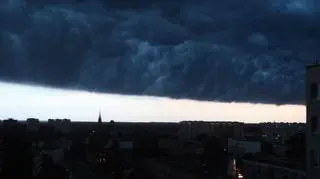 Prawie jak "Dzień Niepodległści" (fot. Henryk)