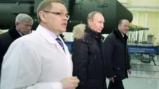 Premier Putin w zakładach w Wotkińsku, które w ostatnich latach zmodernizowano i rozbudowano, ale i tak nie radzą sobie z dużymi zamówieniami od wojska