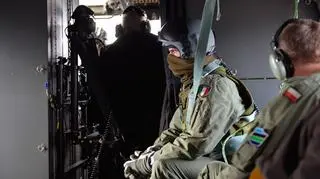 Prezentowana w Polsce maszyna należy do włoskiego lotnictwa i załogę stanowili włoscy wojskowi