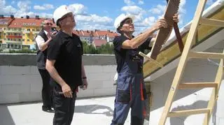 Prezydent kontrolował też prace na budowie