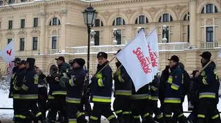 Protest służb mundurowych w Krakowie (fot. internauta Piotr)