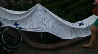 Protestujący we wtorek wieczorem zebrali się na placu Szczepańskim