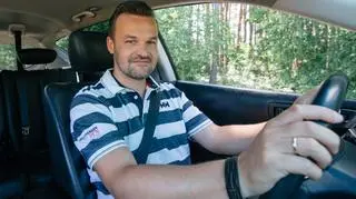 Prowadzący Adam Kornacki