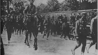 Przemarsz Pierwszej Kompanii Kadrowej przez Kielce w 1914