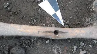 Przewiercone kości 