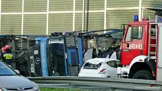 Przewróciła się laweta