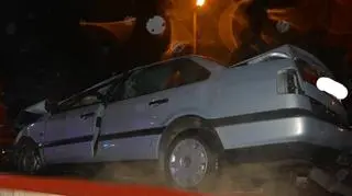 Ranne zostały cztery osoby w tym jedno dziecko, które podróżowały samochodem osobowym 