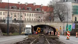 Remont trasy, dzień pierwszy/Fot. PAP