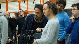 Reżyser Alejandro González Iñárritu i operator Emmanuel Lubezki na planie "Birdmana"