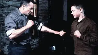 Robert De Niro i Leonardo DiCaprio w "Chłopięcym świecie"