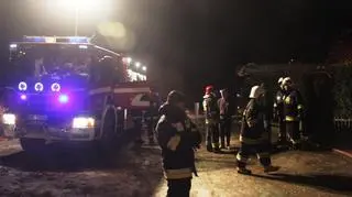 Rodziny ewakuowały się jeszcze przed przyjazdem straży pożarnej 