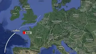 Rosyjska eskadra zmierza z Morza Śródziemnego do północnej Rosji. Brytyjski niszczyciel "dołączył" w wejściu do Kanału La Manche
