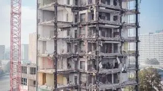 Rozbiórka wieżowca w centrum Katowic