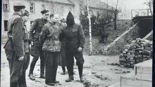  Rudolf Hoess w drodze na szubienicę