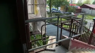 Rusztowanie zamiast podjazdu